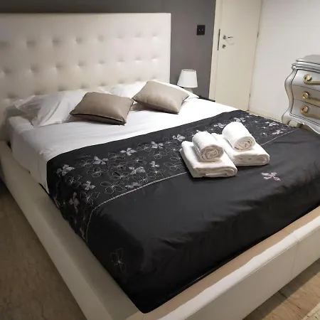 Biennale Near San Marco *